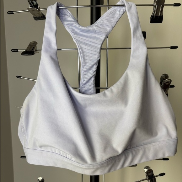 All in Motion Light Purple Sports Bra - Picture 1 of 3
